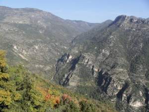 Xtrallusion photo library of independent, self-guided walking and sightseeing holidays in Italy. Pictures, images, photos and photographs taken along the way of this 1-day walking itinerary, to give you a visual impression of the day's walk.